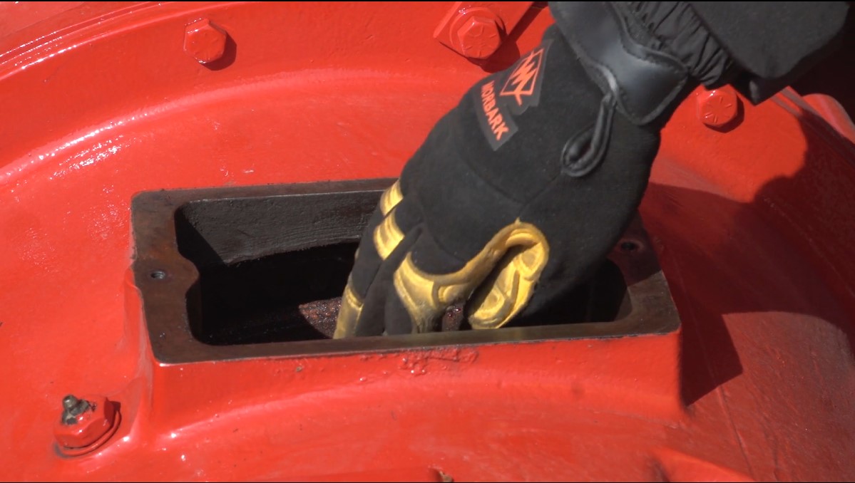 How to Adjust a 318 Clutch